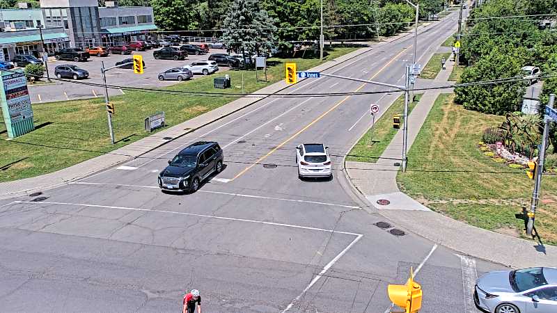 Traffic camera image at 2025-06-30 16:25:53
