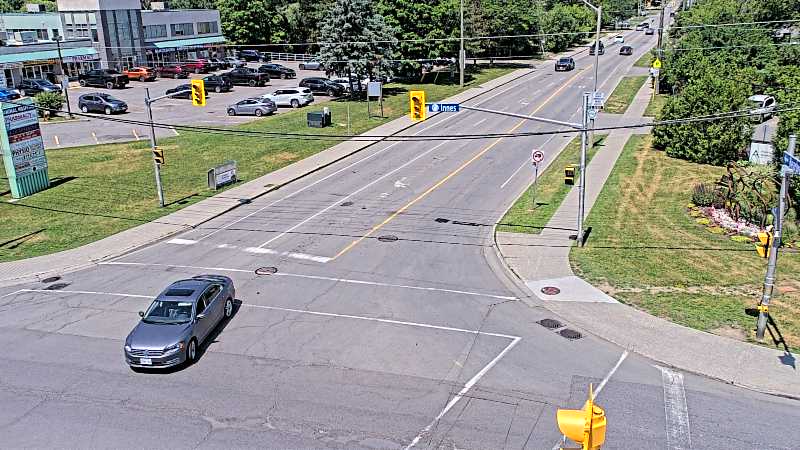 Traffic camera image at 2025-06-30 16:37:51