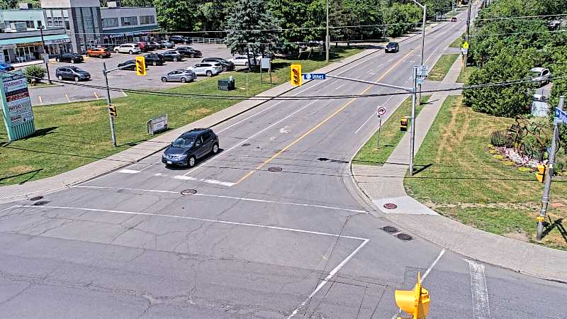 Traffic camera image at 2025-06-30 17:11:03