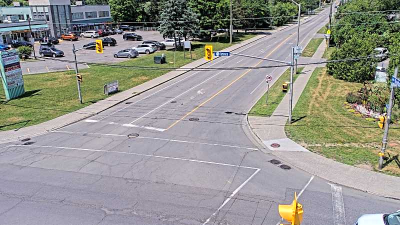 Traffic camera image at 2025-06-30 17:16:04