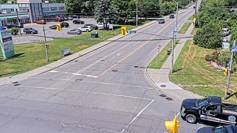Traffic camera image at 2025-06-30 17:21:00