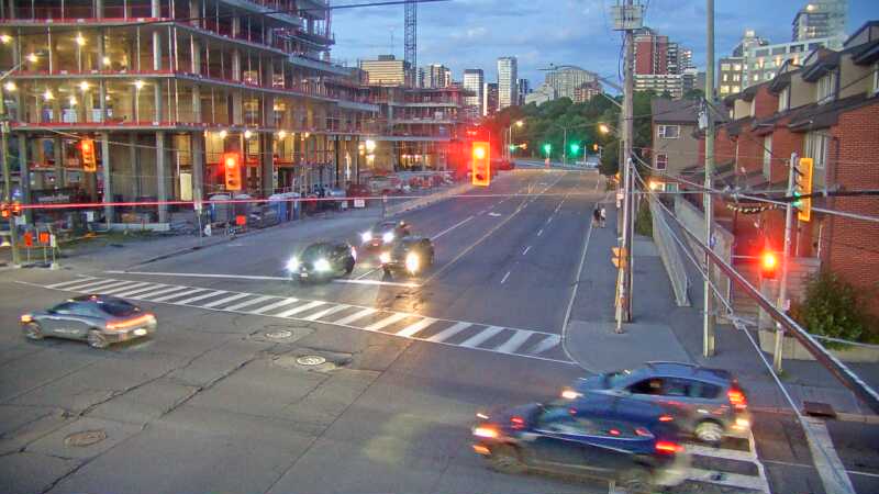 Traffic camera image at 2025-08-25 00:15:06