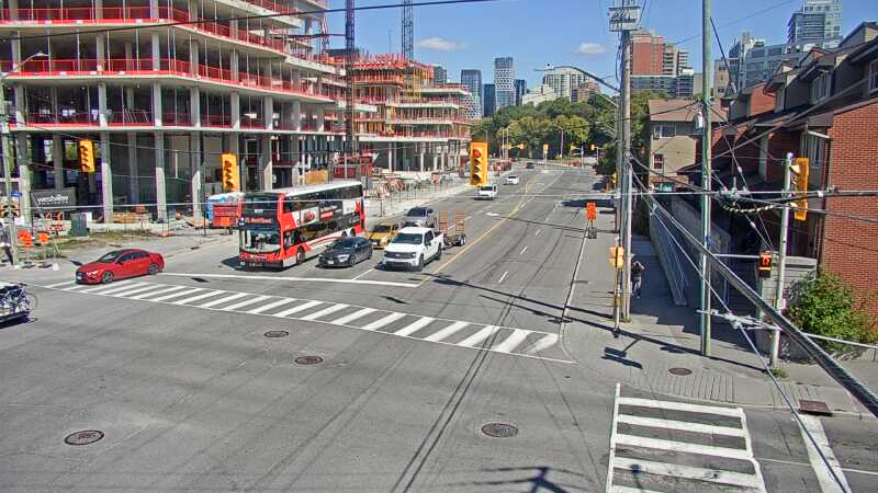 Traffic camera image at 2025-09-14 17:25:05