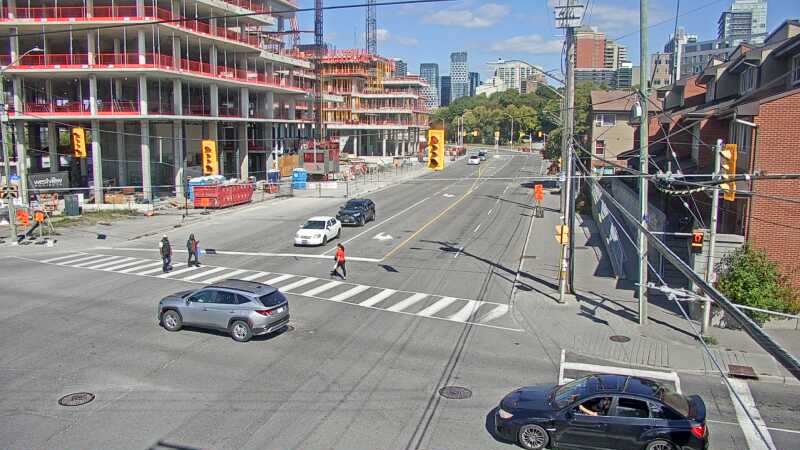 Traffic camera image at 2025-09-14 18:15:05