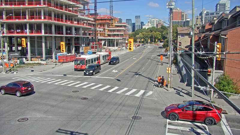 Traffic camera image at 2025-09-14 18:25:04