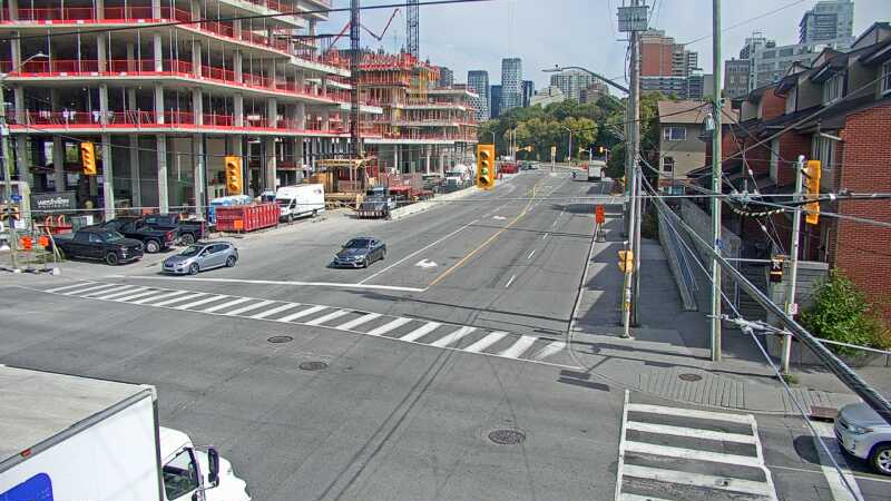 Traffic camera image at 2025-09-17 16:20:05
