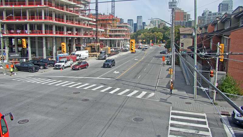 Traffic camera image at 2025-09-17 16:55:05