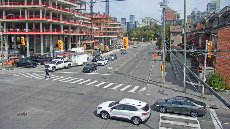 Traffic camera image at 2025-09-17 17:30:05