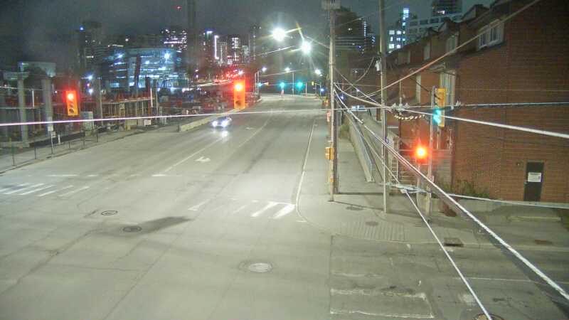 Traffic camera image at 2025-05-09 05:35:50