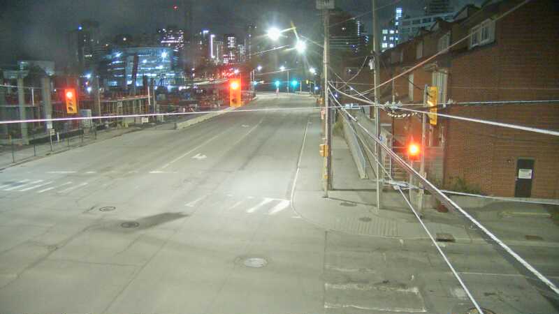 Traffic camera image at 2025-05-09 06:00:06