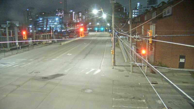 Traffic camera image at 2025-05-09 06:30:04