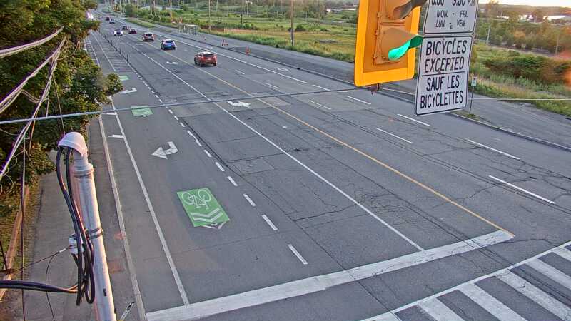 Traffic camera image at 2025-07-04 00:40:13