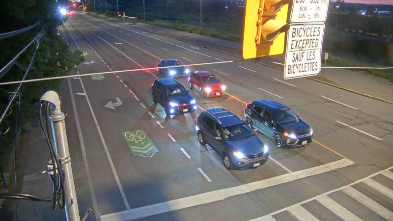Traffic camera image at 2025-07-04 01:30:21