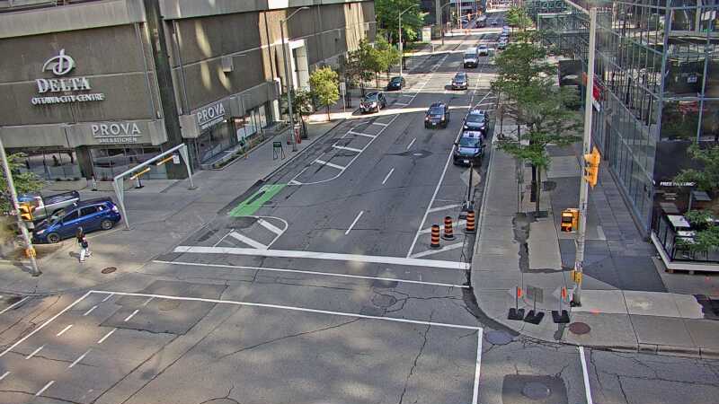 Traffic camera image at 2025-08-24 14:45:11
