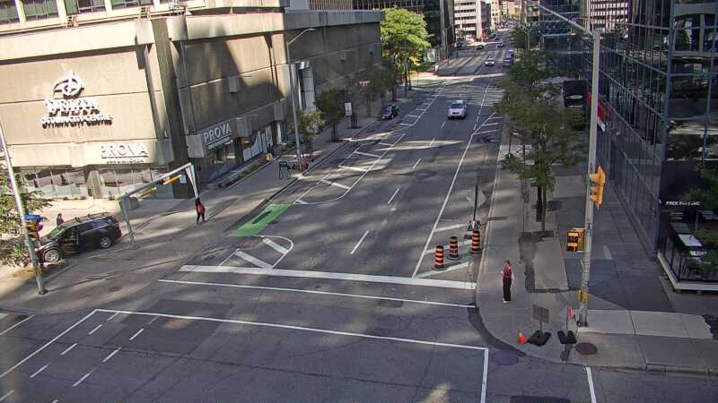 Traffic camera image at 2025-09-14 17:35:08
