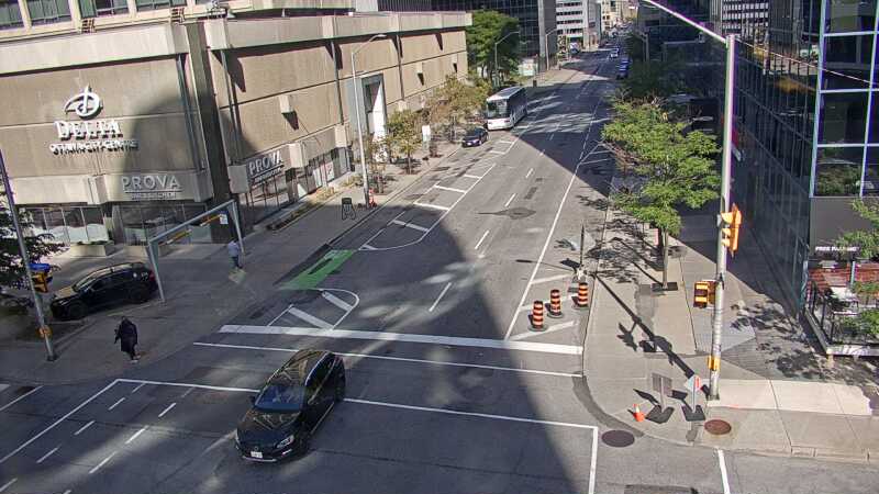 Traffic camera image at 2025-09-14 18:45:14