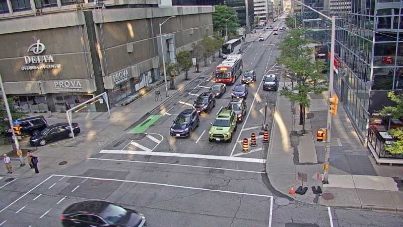 Traffic camera image at 2025-09-16 12:10:12