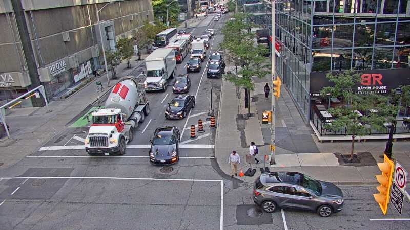 Traffic camera image at 2025-09-16 13:15:09