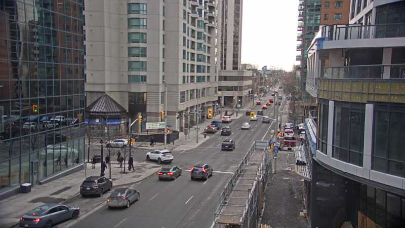 Traffic camera image at 2025-03-25 12:00:08