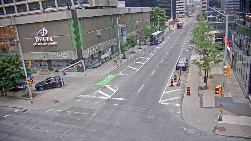 Traffic camera image at 2025-06-09 09:25:13