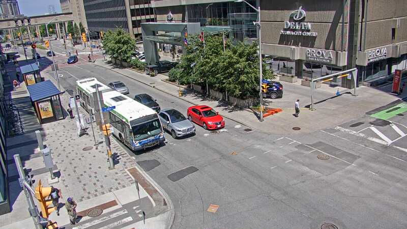 Traffic camera image at 2025-06-30 16:50:08