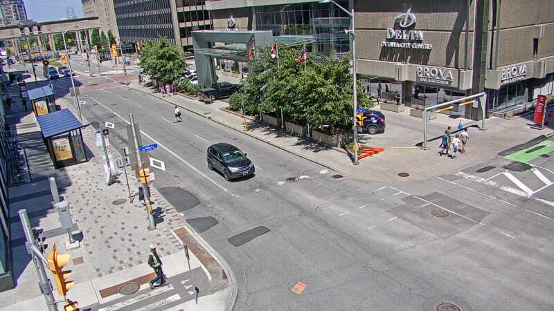 Traffic camera image at 2025-06-30 16:55:09