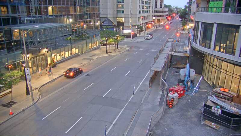 Traffic camera image at 2025-07-06 01:05:16