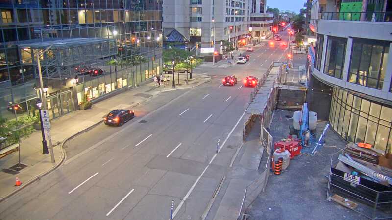 Traffic camera image at 2025-07-06 01:10:26