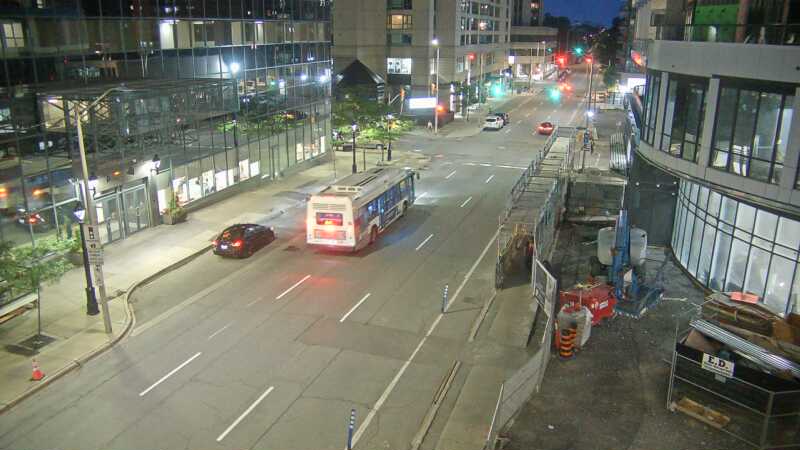Traffic camera image at 2025-07-06 01:36:51