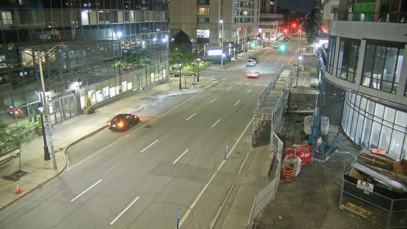 Traffic camera image at 2025-07-06 02:10:11