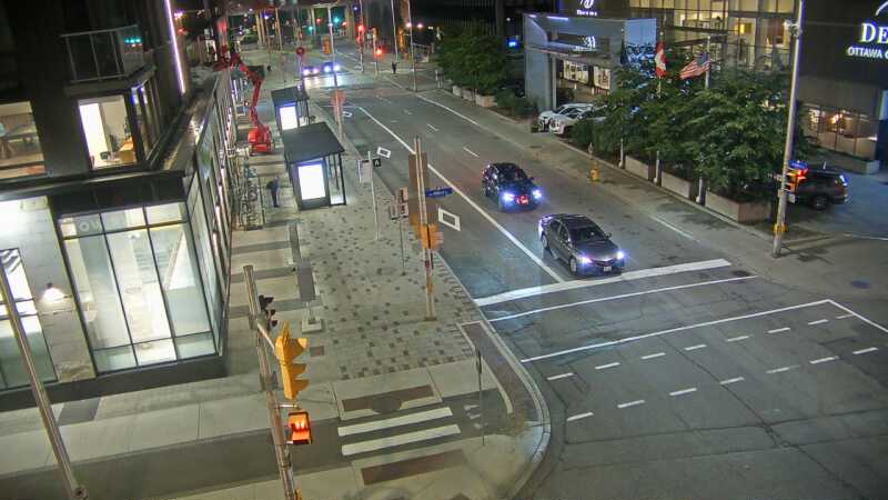 Traffic camera image at 2025-07-31 02:00:08