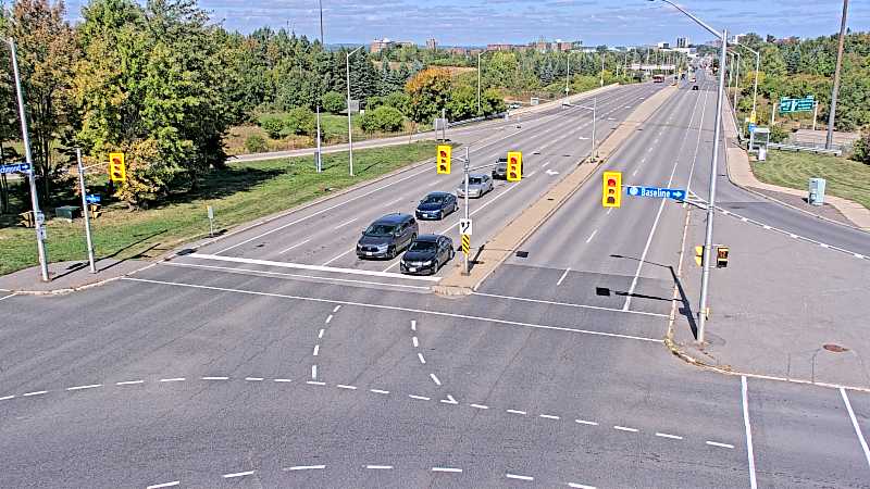 Traffic camera image at 2025-09-14 17:45:54
