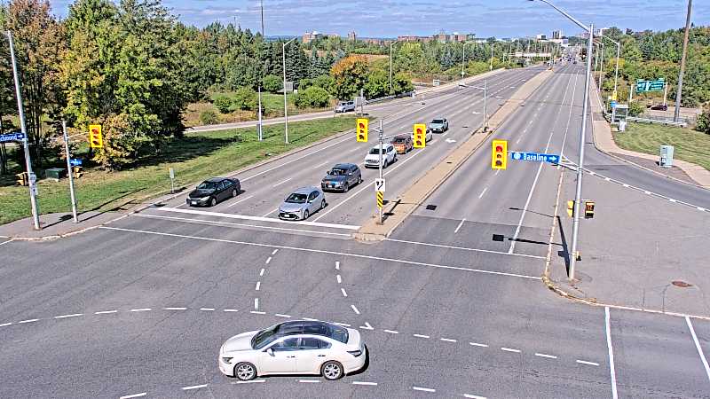 Traffic camera image at 2025-09-14 17:55:51