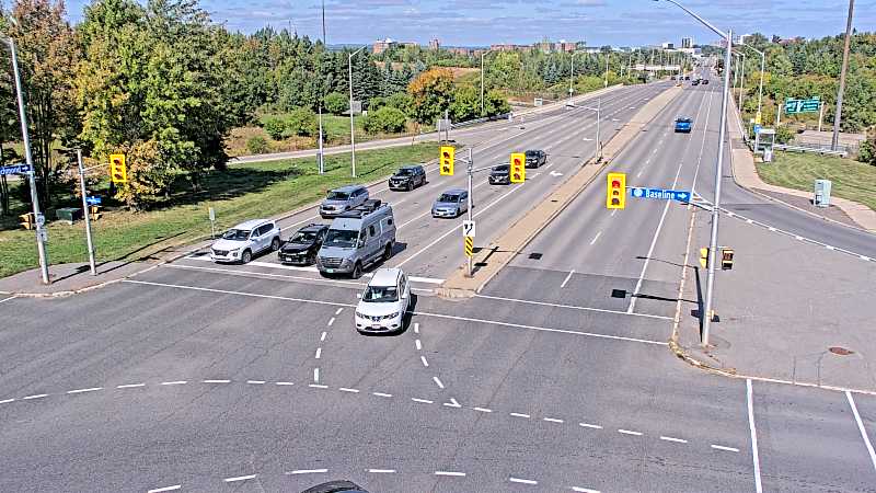 Traffic camera image at 2025-09-14 18:01:09
