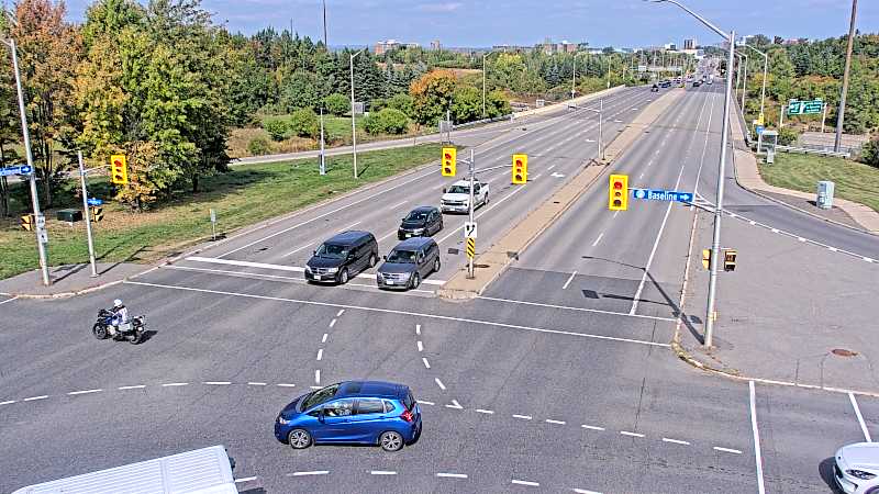 Traffic camera image at 2025-09-18 17:20:43