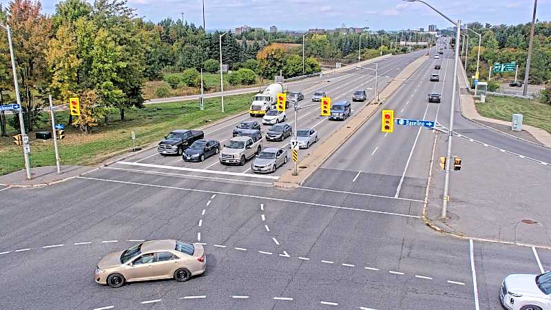 Traffic camera image at 2025-09-18 18:15:55