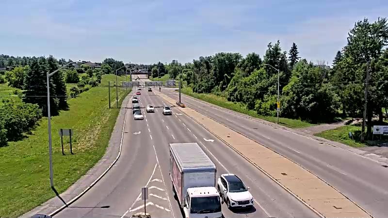 Traffic camera image at 2025-06-30 17:05:57