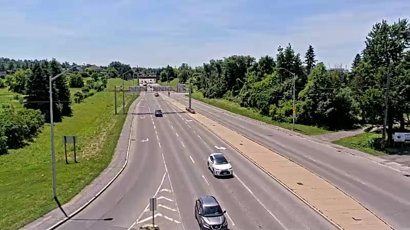 Traffic camera image at 2025-06-30 17:11:03