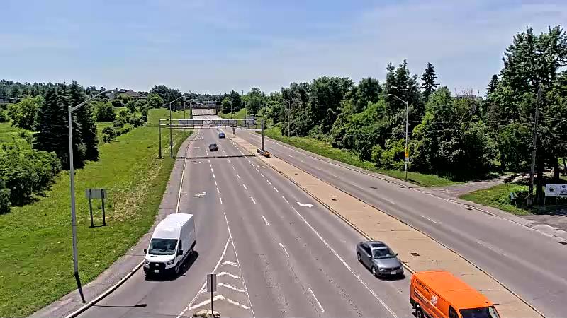 Traffic camera image at 2025-06-30 17:21:01