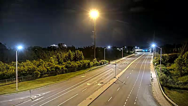 Traffic camera image at 2025-07-03 03:40:52