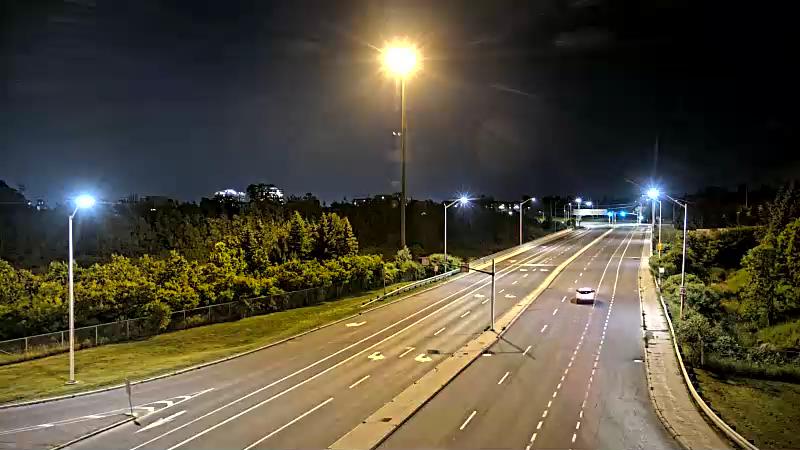 Traffic camera image at 2025-07-03 03:56:00