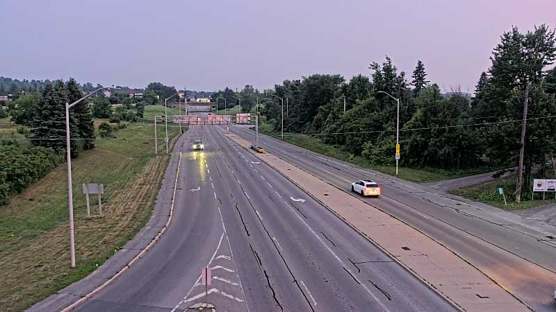 Traffic camera image at 2025-07-31 00:45:50