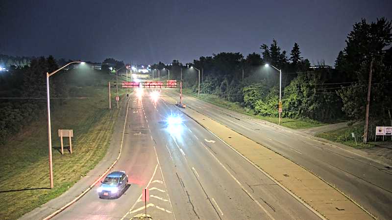 Traffic camera image at 2025-07-31 01:25:47