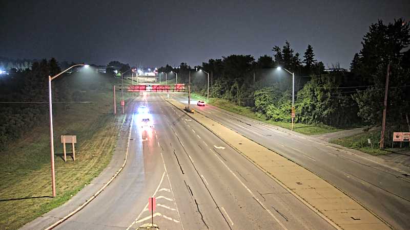 Traffic camera image at 2025-07-31 02:10:44