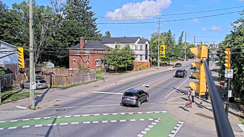 Traffic camera image at 2025-08-24 14:20:49