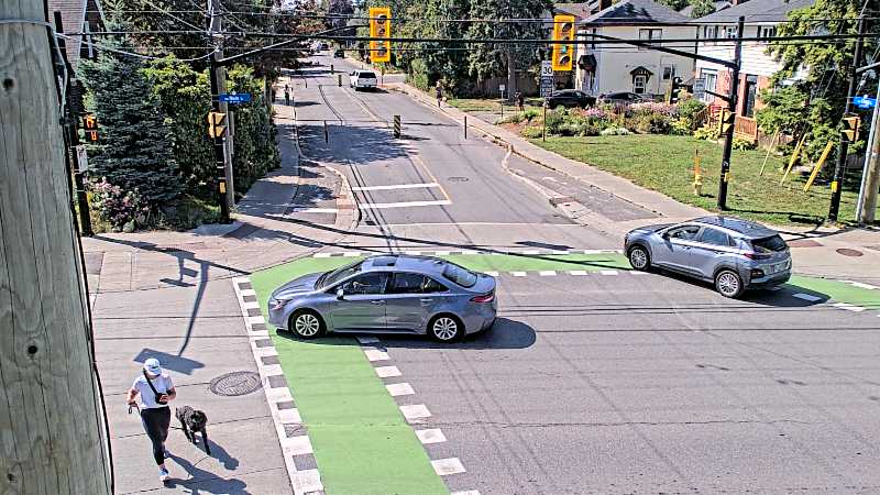 Traffic camera image at 2025-09-14 17:20:51
