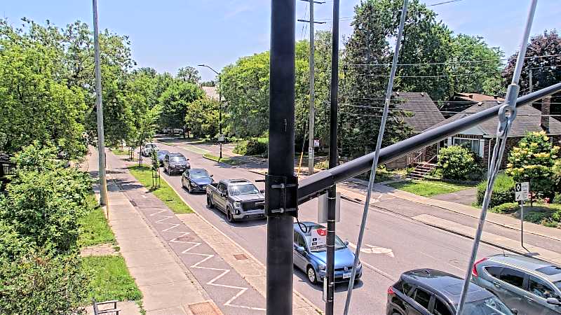 Traffic camera image at 2025-06-30 17:05:57