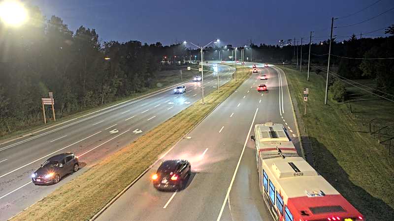 Traffic camera image at 2025-08-04 01:10:46