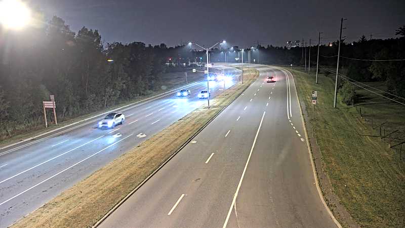 Traffic camera image at 2025-08-04 01:50:45