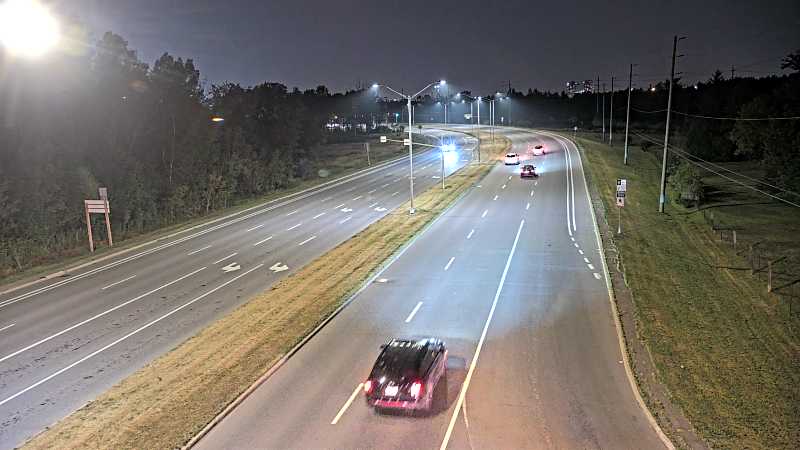 Traffic camera image at 2025-08-04 02:20:47
